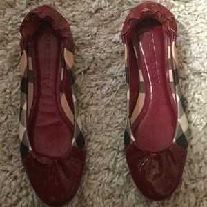 Burberry flats